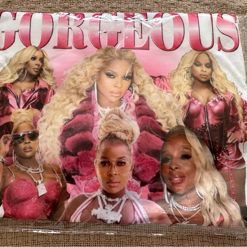 Mary J Blige Good Morning Gorgeous Pink /White Graphic T-Shirt
